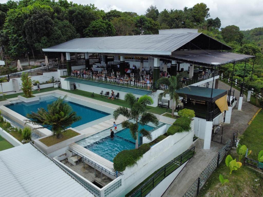 Ultra Winds Mountain Resort (Adults Only) Cagayan de Oro Esterno foto