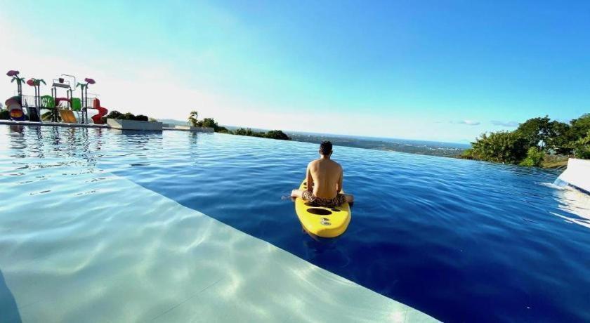 Ultra Winds Mountain Resort (Adults Only) Cagayan de Oro Esterno foto