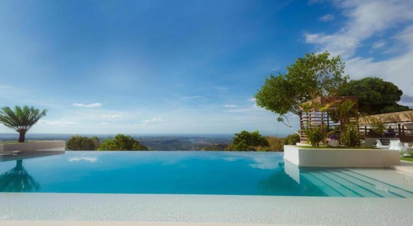 Ultra Winds Mountain Resort (Adults Only) Cagayan de Oro Esterno foto